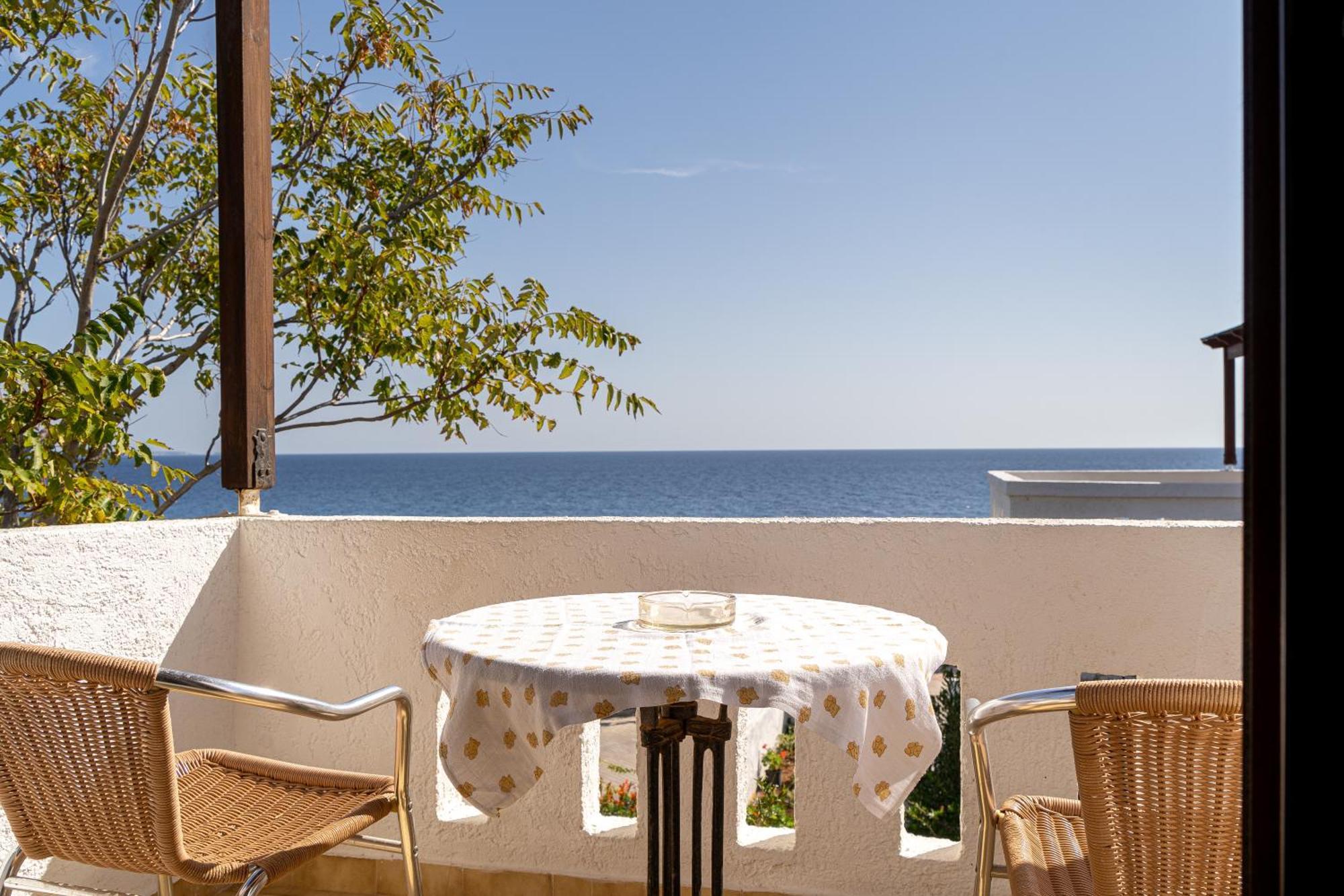 Akrotiri Apartments Макригиалос Экстерьер фото