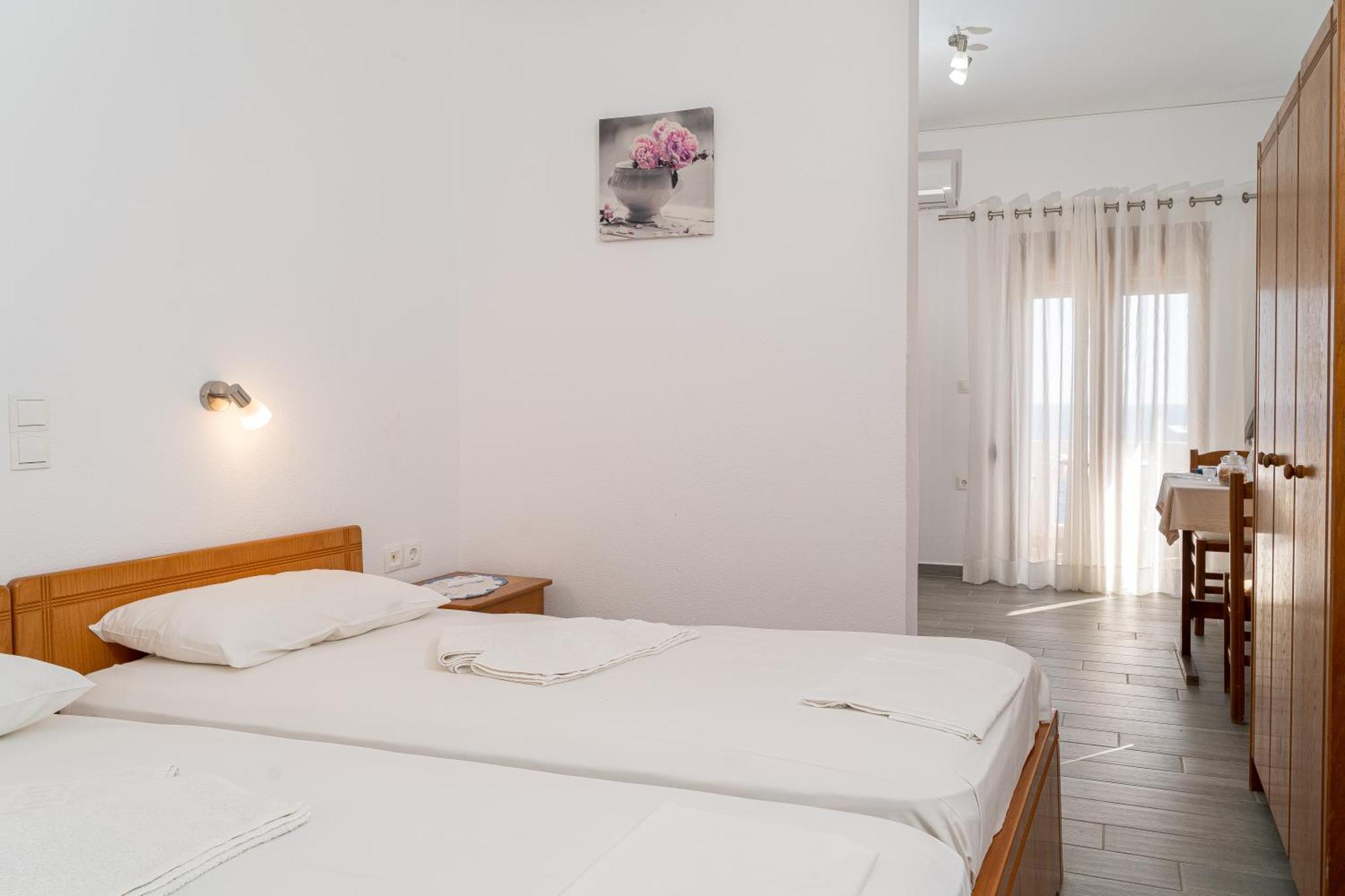 Akrotiri Apartments Макригиалос Экстерьер фото