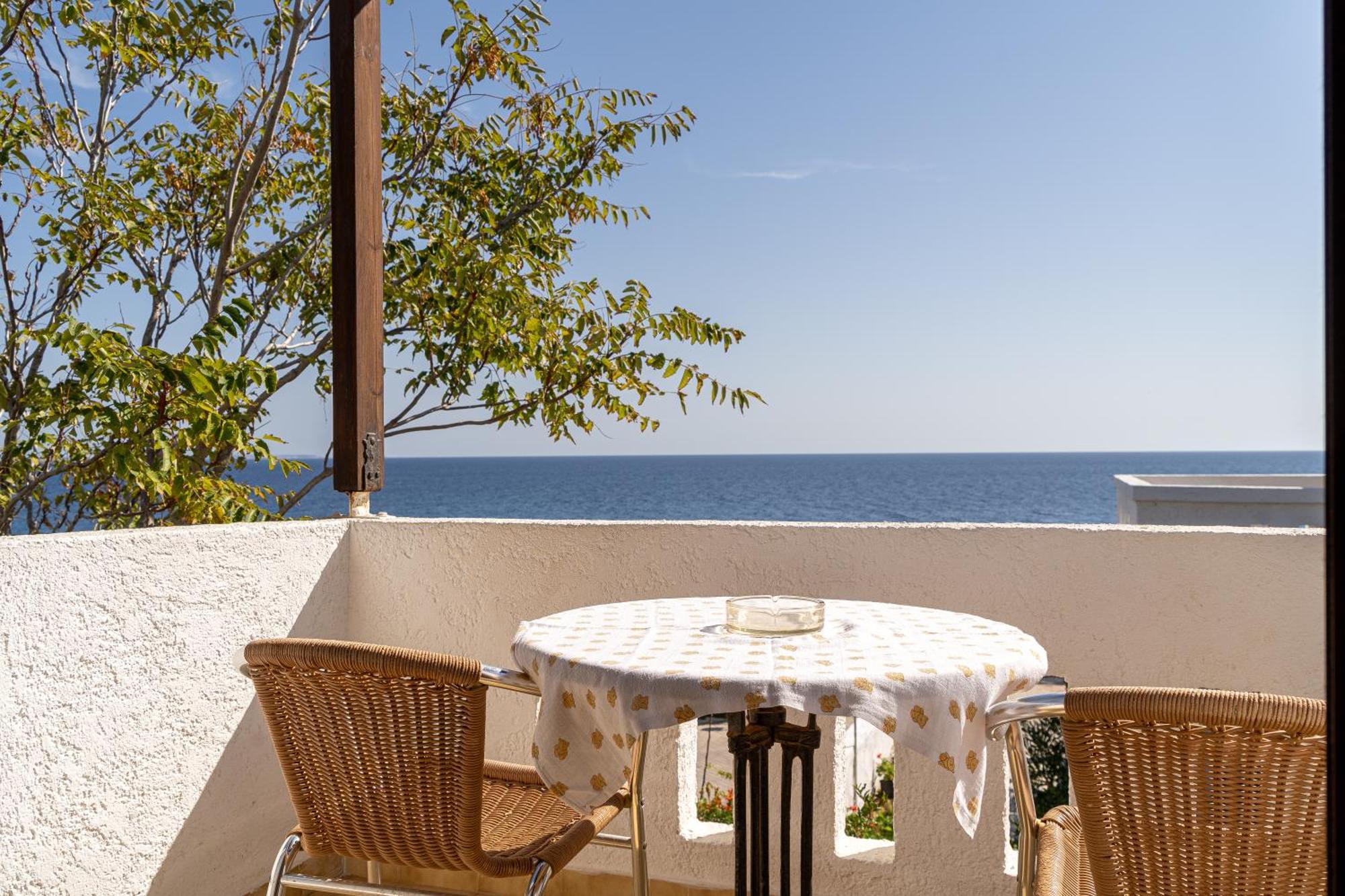 Akrotiri Apartments Макригиалос Экстерьер фото