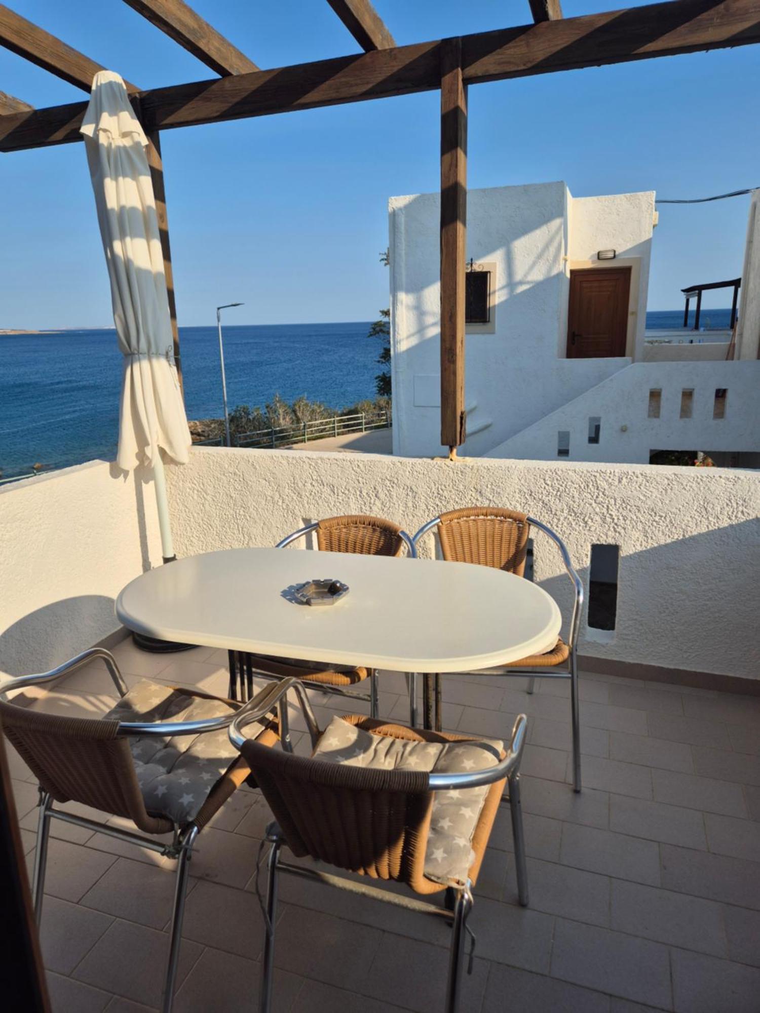 Akrotiri Apartments Макригиалос Экстерьер фото